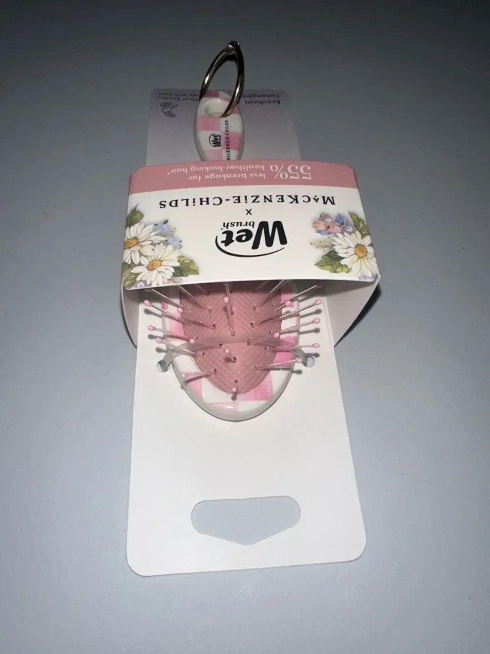 Wet brush x Mackenzie-Childs Keychain Detangler Brush White Pink Rosy Check - Picture 15 of 16